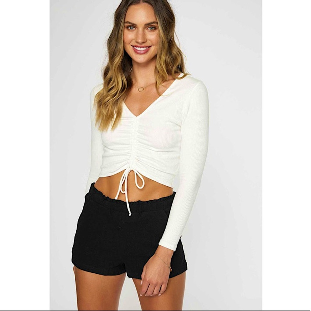 PAC cares Cropped Cinched Shirt